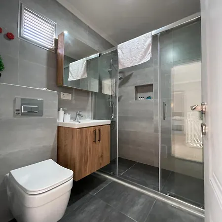 アパート Sun フォチャ