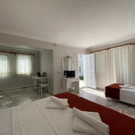 Sun Apartment *