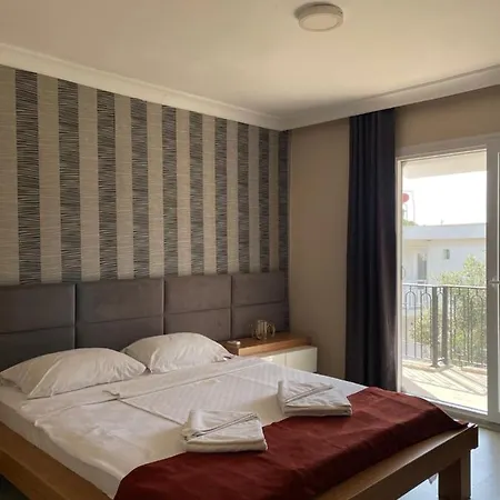 Sun Apartment *