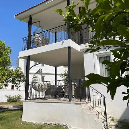 Sun Apartment
